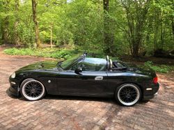Schwarz Gebraucht 1999 Mazda MX5 Cabrio | 10.850 €