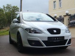 Weiß Gebraucht 2011 Seat Altea Style Van / Kleinbus | 3.690 € (Guter Preis)