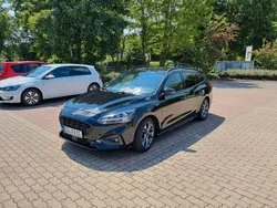 Schwarz Gebraucht 2019 Ford Focus ST-Line Kombi | 17.000 € (Fairer Preis)