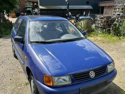 Blau Gebraucht 1996 VW Polo Kleinwagen | 999 € (Fairer Preis)