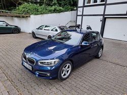 Blau Gebraucht 2018 BMW 118 Kleinwagen | 18.500 € (Fairer Preis)