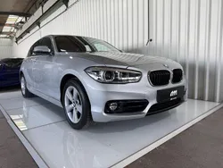 Silber Gebraucht 2018 BMW 118 Sport Line Kleinwagen | 14.900 € (Fairer Preis)
