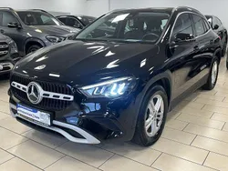 Nachtschwarz unilack Gebraucht 2023 Mercedes GLA180 SUV | 32.440 € (Guter Preis)