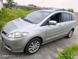 Grau Gebraucht 2006 Mazda 5 Exclusive Van / Kleinbus | 4.400 € (Fairer Preis)
