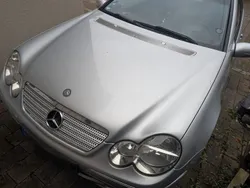 Silber Gebraucht 2004 Mercedes C180 AMG Coupé | 4.500 € (Etwas zu teuer)