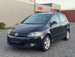 Schwarz Gebraucht 2010 VW Golf Plus Cross Comfortline Van / Kleinbus | 3.650 € (Fairer Preis)