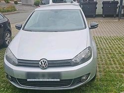 Silber Gebraucht 2011 VW Golf VI Limousine | 5.500 €