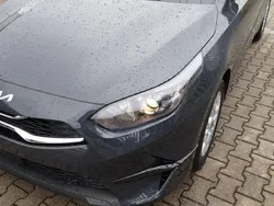 Grau Neu 2025 Kia Ceed Limousine | 24.590 € (Guter Preis)