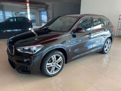 Black sapphire metallic (metallic) Gebraucht 2018 BMW X1 Sport Line SUV | 16.700 € (Fairer Preis)