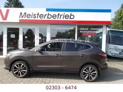 Braun Gebraucht 2014 Nissan Qashqai Tekna SUV | 15.350 € (Fairer Preis)