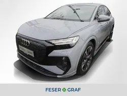 Kieselgrau Gebraucht 2021 Audi Q4 Sportback e-tron Ambiente SUV | 28.950 € (Etwas zu teuer)