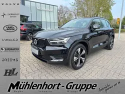 Schwarz Gebraucht 2022 Volvo XC40 R-Design SUV | 31.490 € (Fairer Preis)