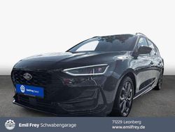 Schwarz Gebraucht 2024 Ford Focus ST-Line X Kombi | 25.450 € (Guter Preis)
