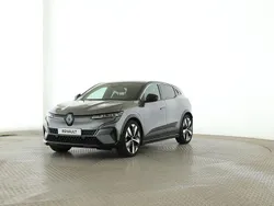 Grau Gebraucht 2022 Renault Mégane Techno Limousine | 24.990 € (Guter Preis)
