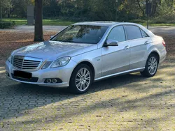 Silber Gebraucht 2010 Mercedes E300 Limousine | 6.990 € (Fairer Preis)