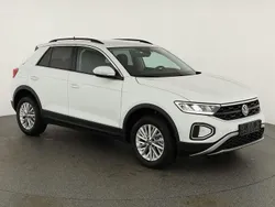 Pure white Neu 2025 VW T-Roc Life SUV | 30.045 € (Superpreis)