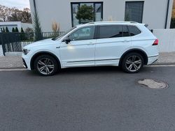 Weiß Gebraucht 2021 VW Tiguan Allspace R-line SUV | 34.000 € (Fairer Preis)