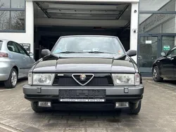 Schwarz Gebraucht 1987 Alfa Romeo 75 Limousine | 24.900 €
