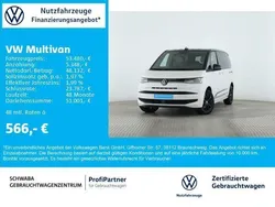 Candyweiß/deep black perleffe Gebraucht 2024 VW T7 Edition Van | 53.890 € (Teuer)
