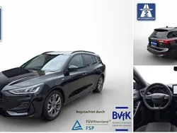 Schwarz Gebraucht 2023 Ford Focus ST-Line Kombi | 21.450 € (Superpreis)
