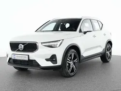 Weiß Gebraucht 2024 Volvo XC40 Core SUV | 35.990 € (Guter Preis)