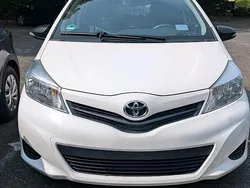 Weiß Gebraucht 2014 Toyota Yaris Kleinwagen | 7.000 €