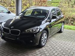 Schwarz Gebraucht 2016 BMW 218 Active Tourer Advantage Van / Kleinbus | 11.900 € (Fairer Preis)