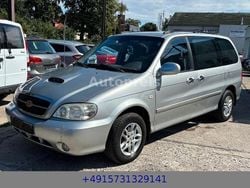 Silber Gebraucht 2004 Kia Carnival Van / Kleinbus | 2.200 € (Fairer Preis)