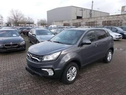 Grau Gebraucht 2019 Ssangyong Korando SUV | 16.500 €