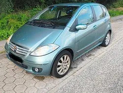 Blau Gebraucht 2006 Mercedes A200 Elegance Van / Kleinbus | 2.950 € (Guter Preis)