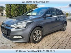 Grau Gebraucht 2018 Hyundai i20 Passion Limousine | 6.890 € (Fairer Preis)