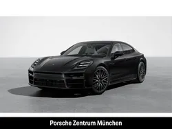 Tiefschwarzmetallic Neu 2025 Porsche Panamera 4 Limousine | 168.161 € (Etwas zu teuer)