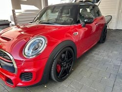 Rot Gebraucht 2017 Mini John Cooper Works Kleinwagen | 19.200 € (Fairer Preis)