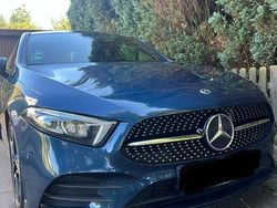 Blau Gebraucht 2020 Mercedes A180 AMG line Limousine | 22.450 € (Guter Preis)