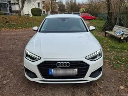 Weiß Gebraucht 2020 Audi A4 Sport Limousine | 20.000 € (Guter Preis)