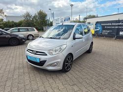 Silber Gebraucht 2012 Hyundai i10 Kleinwagen | 5.750 € (Teuer)