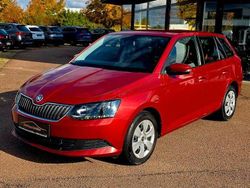Rot Gebraucht 2015 Skoda Fabia Ambition Kleinwagen | 10.999 € (Etwas zu teuer)