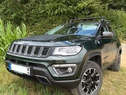 Grün Gebraucht 2021 Jeep Compass Trailhawk SUV | 22.850 € (Fairer Preis)