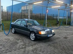 Gebraucht 1991 Mercedes E230 Limousine | 2.500 €