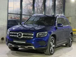 Mercedes GLB200