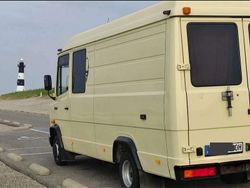 Beige Gebraucht 1990 Mercedes T2 Van | 28.000 €