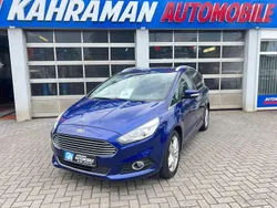 Blau Gebraucht 2016 Ford S-MAX Titanium Van / Kleinbus | 13.999 € (Fairer Preis)