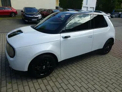 Weiß Gebraucht 2020 Honda e Advance Kleinwagen | 18.590 € (Fairer Preis)