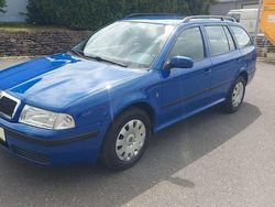 Blau Gebraucht 2009 Skoda Octavia Tour Kombi | 3.200 € (Superpreis)