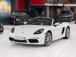 Weiß Gebraucht 2020 Porsche 718 Boxster Cabrio | 56.980 €