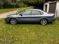 Blau Gebraucht 2002 Ford Taurus Limousine | 1.490 €