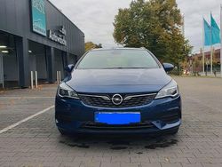 Blau Gebraucht 2020 Opel Astra Limousine | 12.700 € (Fairer Preis)