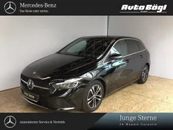 Lack kosmosschwarz Gebraucht 2024 Mercedes B200 Advanced Van / Kleinbus | 33.900 € (Teuer)