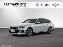 Brooklyn grau metallic Gebraucht 2025 BMW i5 M Sport Kombi | 57.700 € (Superpreis)