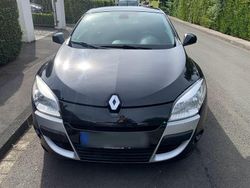Schwarz Gebraucht 2012 Renault Mégane Coupé Coupé | 3.900 € (Fairer Preis)